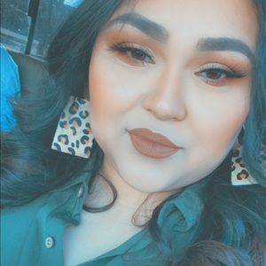 Meet your Posher, Erika